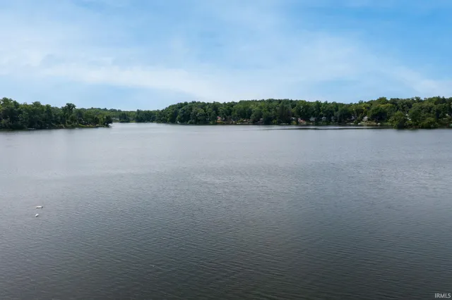 $449,900 | 9061 East Hatchery Road, Syracuse, IN 46567