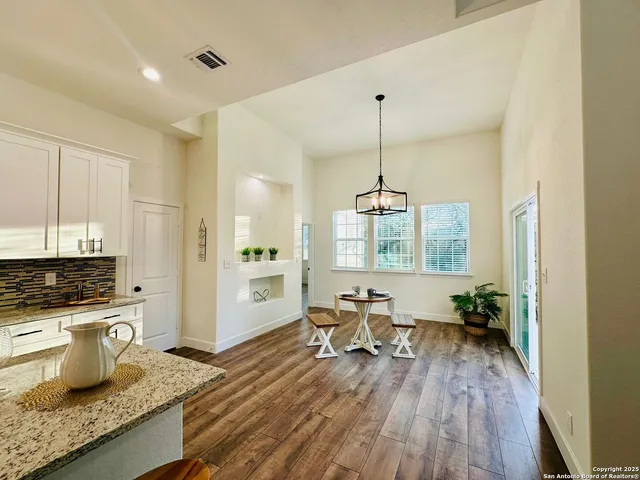 $2,295 | 1064 Overbrook Lane, Spring Branch, TX 78070