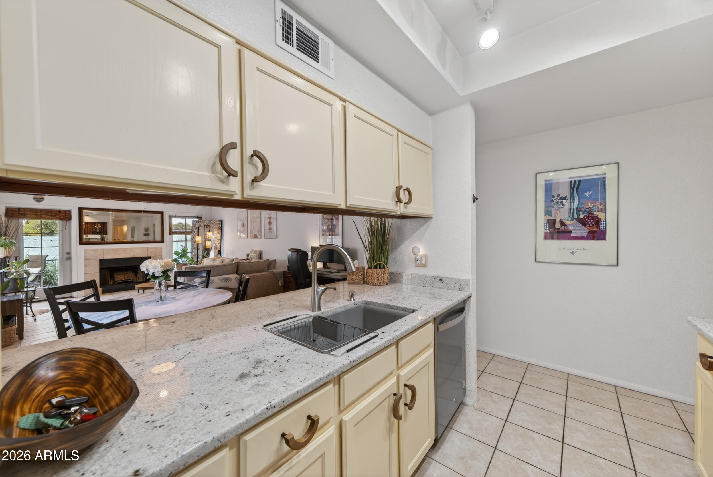 1222 West Baseline Road, Unit 153 Tempe, AZ 85283 - Photo 7 of 33 26_dsc00413