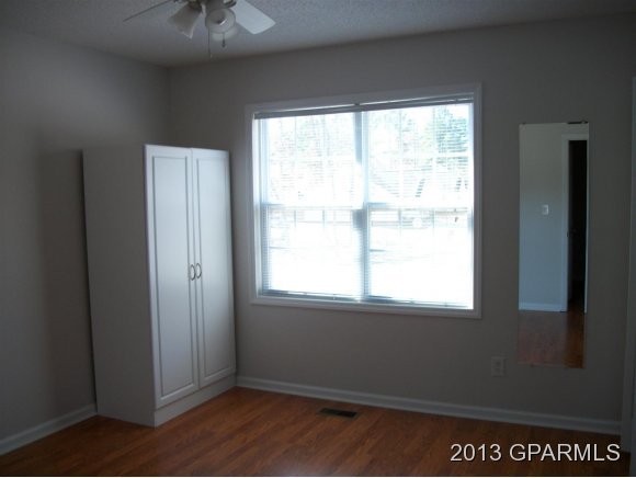 430 Lake Road, Unit B Greenville, NC 27834 - Photo 11 of 14 Additional Photo