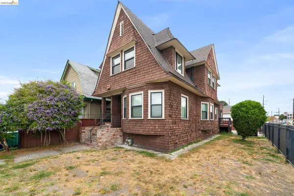 $2,795 | 2804 Adeline Street, Unit A, Oakland, CA 94608