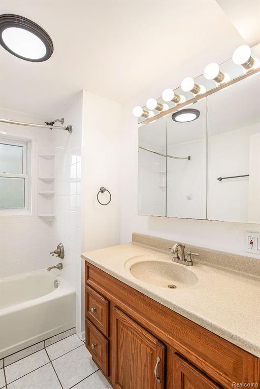 2543 Imlay City Road Lapeer, MI 48446 - Photo 19 of 29
