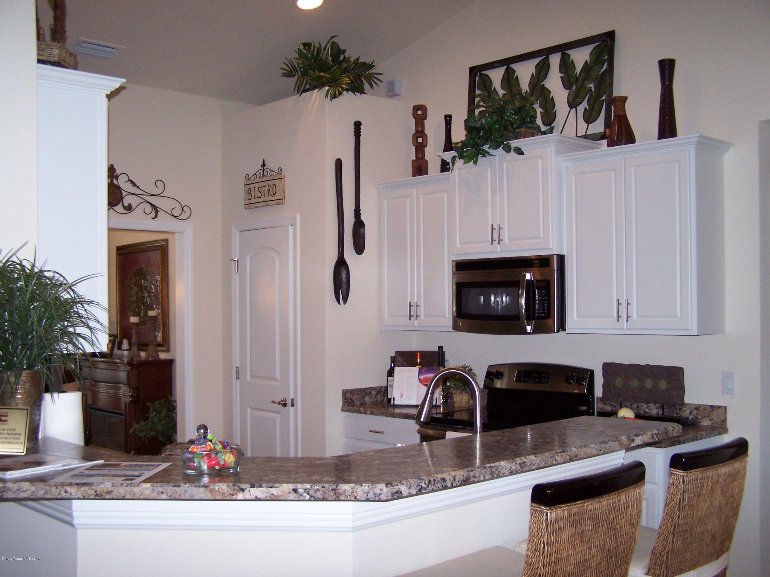 800 Kecherburg Road Southwest Palm Bay, FL 32908 - Photo 3 of 12 Sample Picture