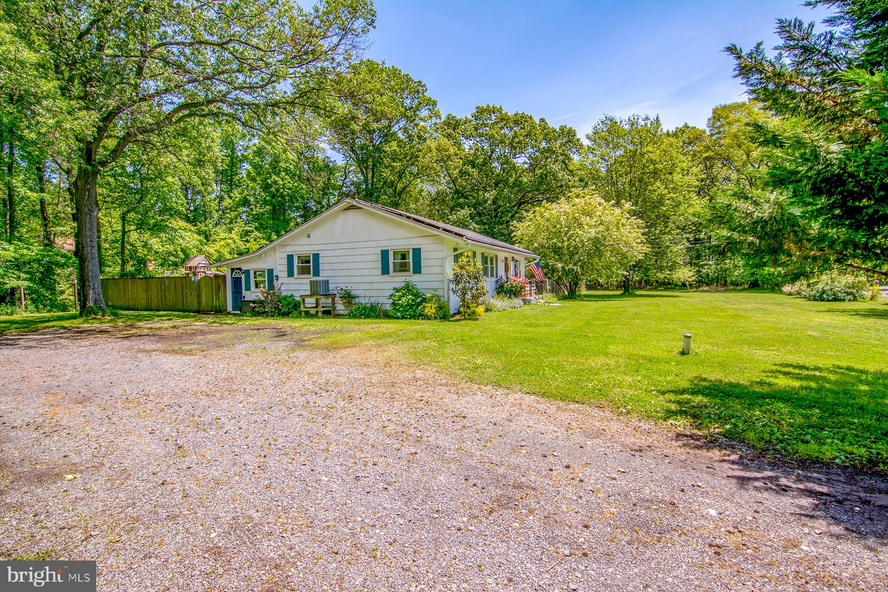 1664 Snug Harbor Road Shady Side, MD 20764 - Photo 26 of 58 Plenty of parking