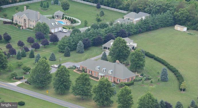 5950 Elmer Derr Road Frederick, MD 21703 - Photo 24 of 30 Exterior (General)