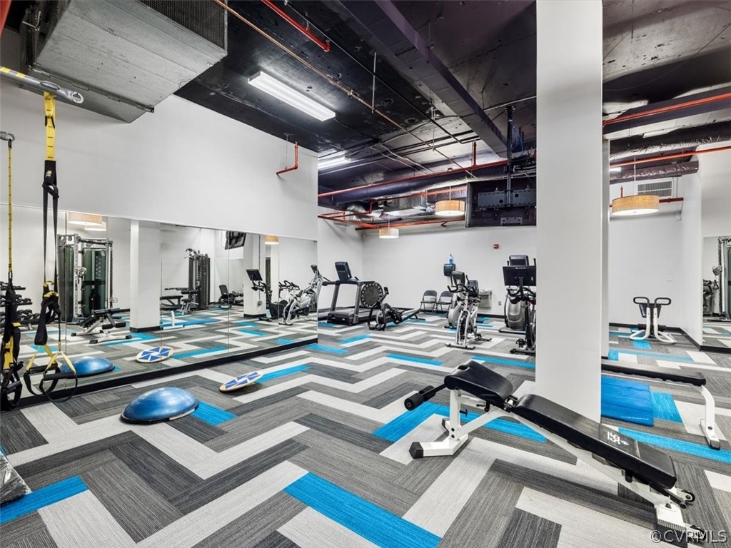 413 Stuart Circle, Unit UPLC Richmond, VA 23220 - Photo 28 of 36 a view of a workspace with furniture
