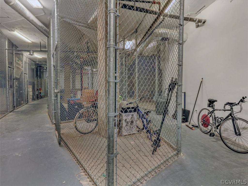 413 Stuart Circle, Unit UPLC Richmond, VA 23220 - Photo 31 of 36 a view of a room with gym equipment