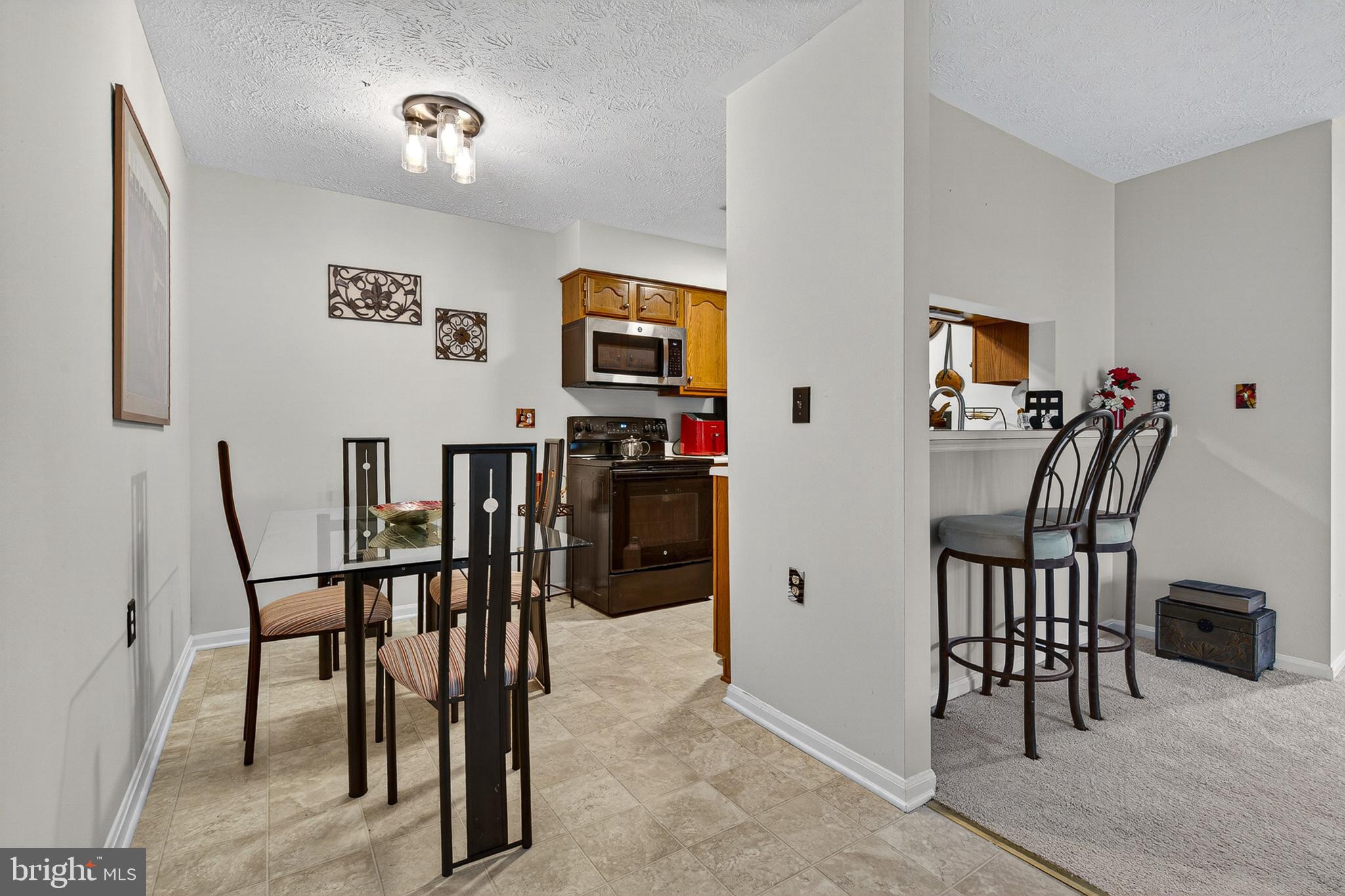 6415 Greenfield Road, Unit 1303 Elkridge, MD 21075 - Photo 8 of 25 Dining Area