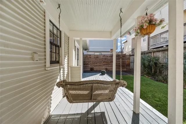 a view of balcony with a patio