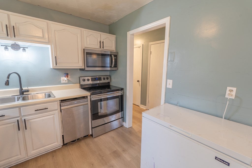 892 Ivanhoe Road Max Meadows, VA 24360 - Photo 10 of 40 Gallery Image 10