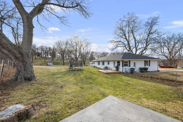 $244,900 | 226 Hillcrest Drive, Geneseo, IL 61254