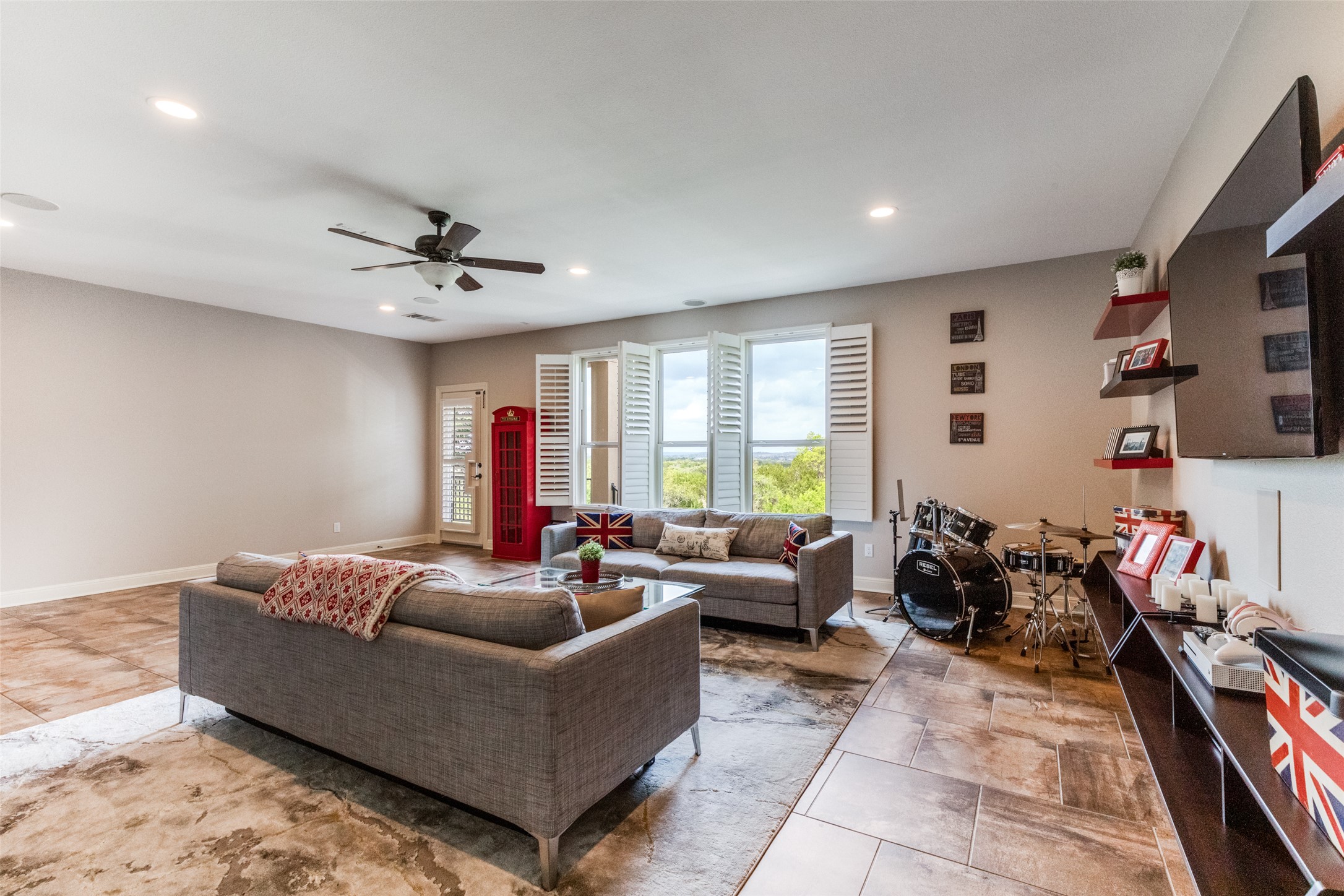 2312 Rivina Drive Austin, TX 78733 - Photo 31 of 40 Plenty of space for slumber parties - check the bonus room for bunk beds.