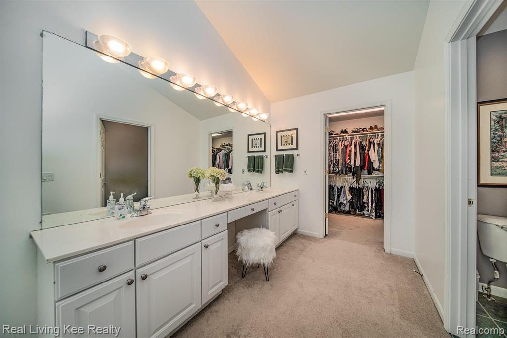 560 Bedlington Drive Rochester Hills, MI 48307 - Photo 26 of 31