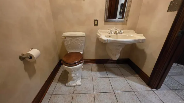 $1,500,000 | 178 West 100 South, Rochester, IN 46975