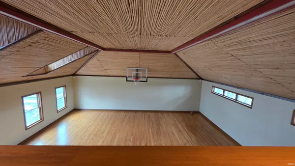 $1,500,000 | 178 West 100 South, Rochester, IN 46975