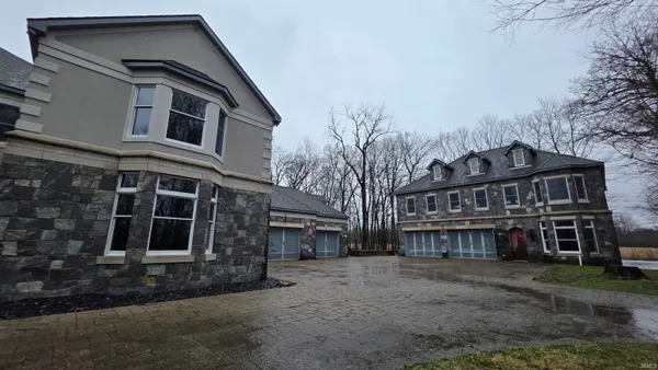 $1,500,000 | 178 West 100 South, Rochester, IN 46975