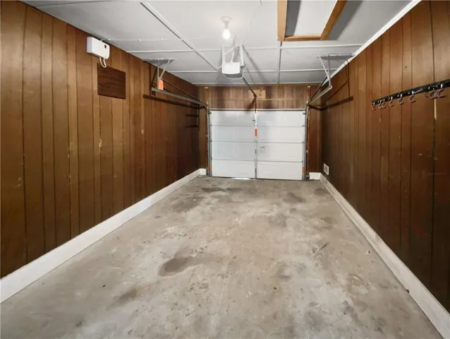 a view of a garage