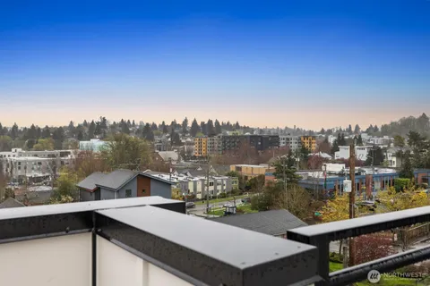 $997,500 | 4559 34th Avenue South, Seattle, WA 98118