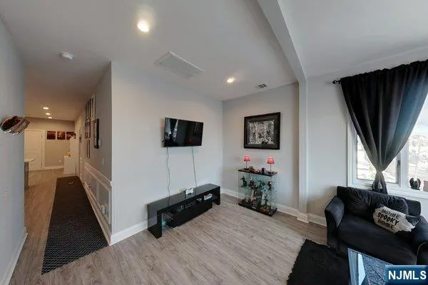 $2,600 | 117 Belmont Avenue, Unit 2, Garfield, NJ 07026