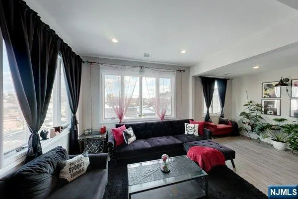 $2,600 | 117 Belmont Avenue, Unit 2, Garfield, NJ 07026