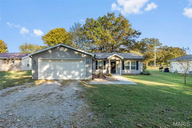 $214,900 | 607 Mandeville, Oran, MO 63771