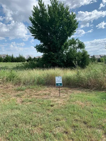 $75,000 | 1418 Juniper Crest Court, Andover, KS 67002