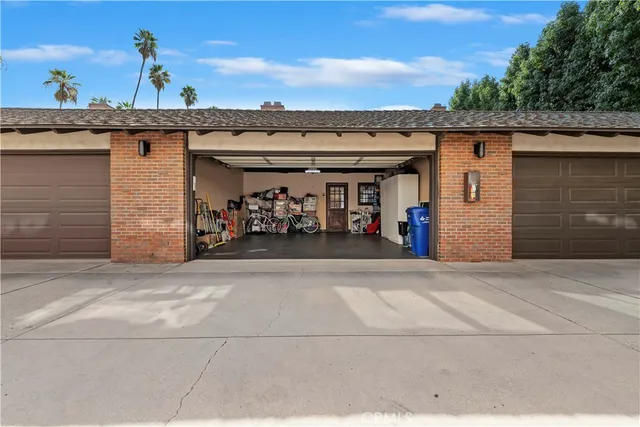 $978,000 | 506 West Sierra Madre Boulevard, Unit C, Sierra Madre, CA 91024