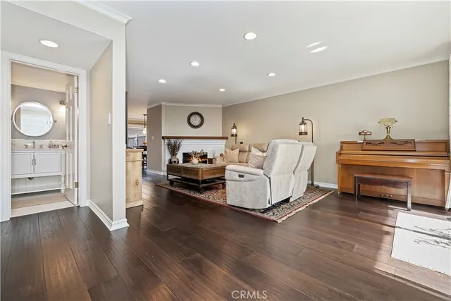 $978,000 | 506 West Sierra Madre Boulevard, Unit C, Sierra Madre, CA 91024