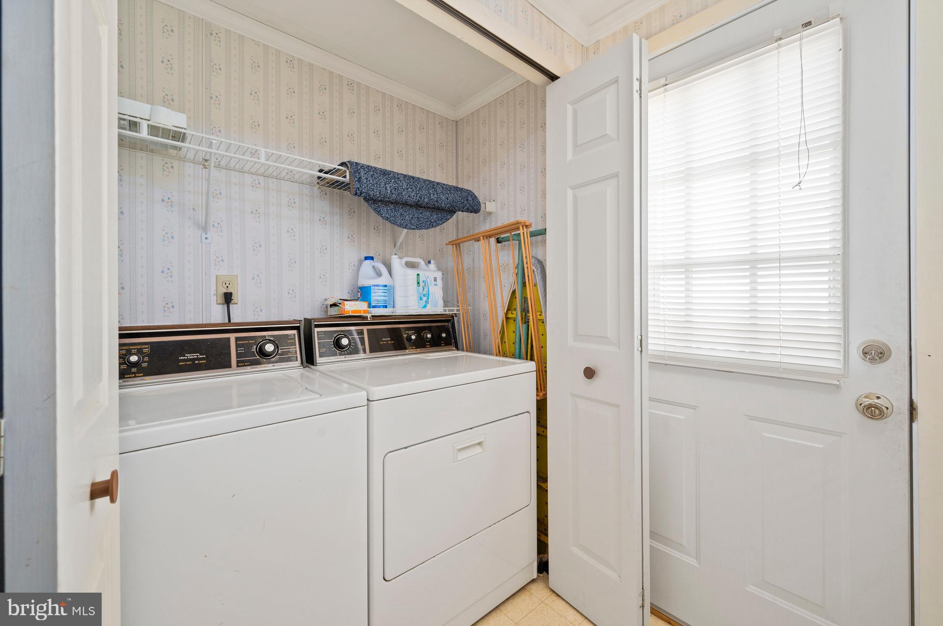 30950 Maplewood Road Ocean View, DE 19970 - Photo 25 of 28 Washer/Dryer