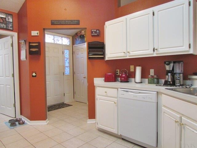 6795 Cedar Ridge Circle Milton, FL 32570 - Photo 11 of 40 Gallery Image 11