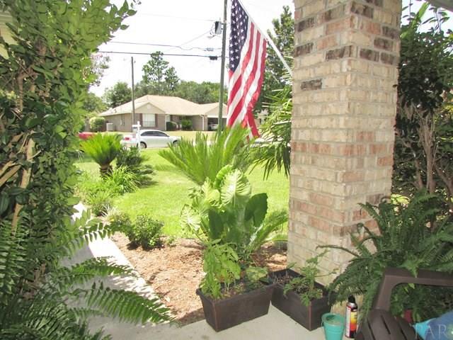 6795 Cedar Ridge Circle Milton, FL 32570 - Photo 7 of 40 Gallery Image 7