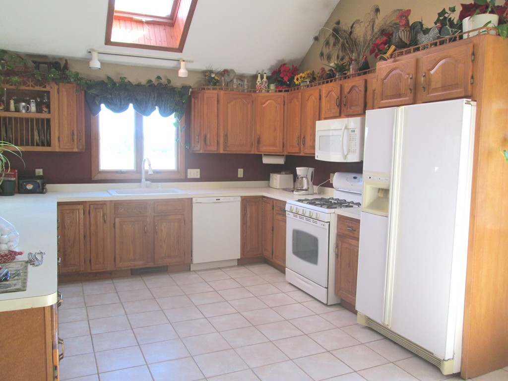 51 Flagg Swamp Road Freetown, MA 02717 - Photo 9 of 13 Gallery Image 9