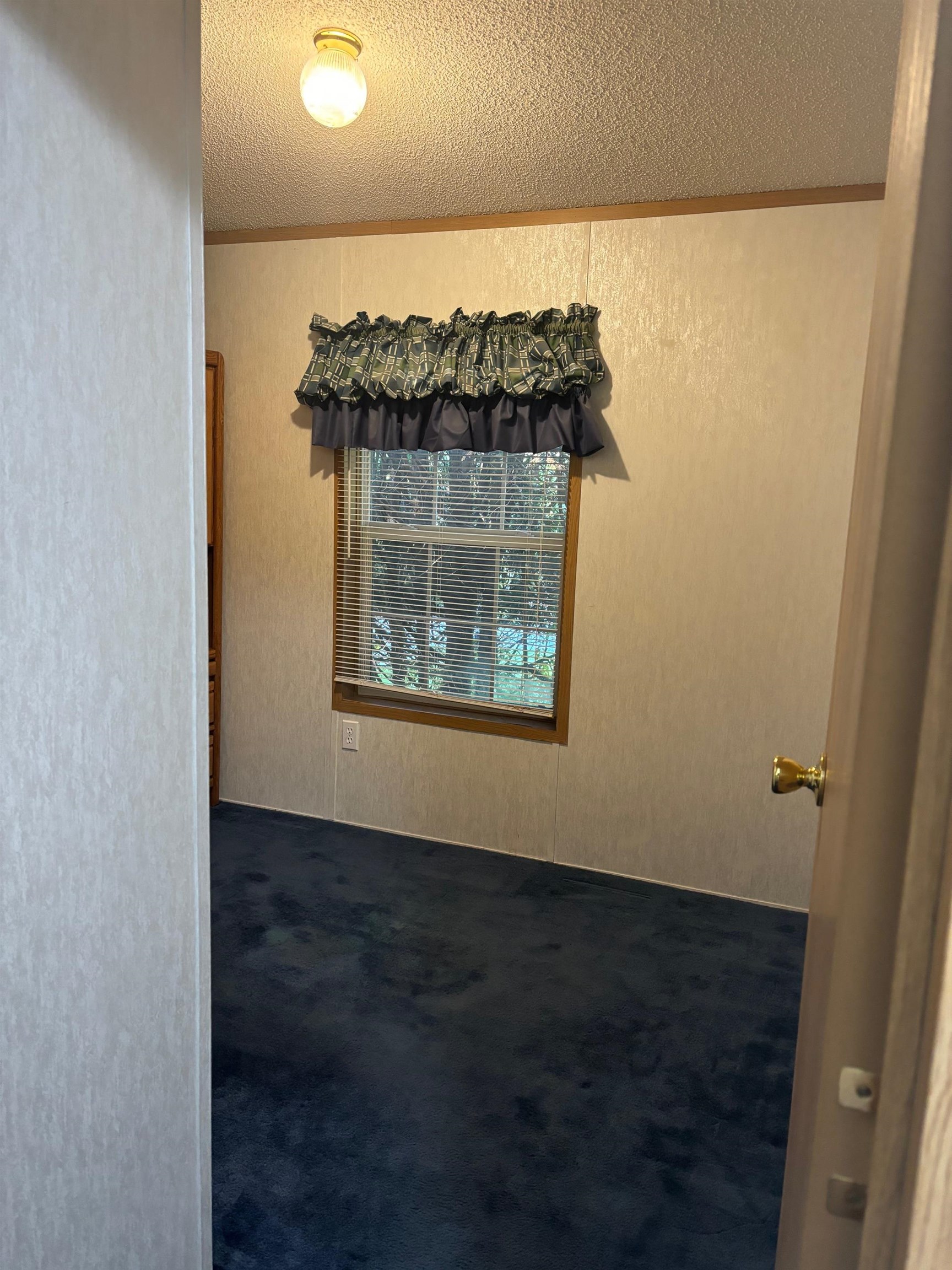 106 Wentworth Road Colchester, VT 05446 - Photo 10 of 16 Gallery Image 10