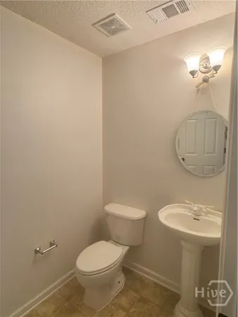 $2,675 | 75 Oak Ridge Circle, Richmond Hill, GA 31324