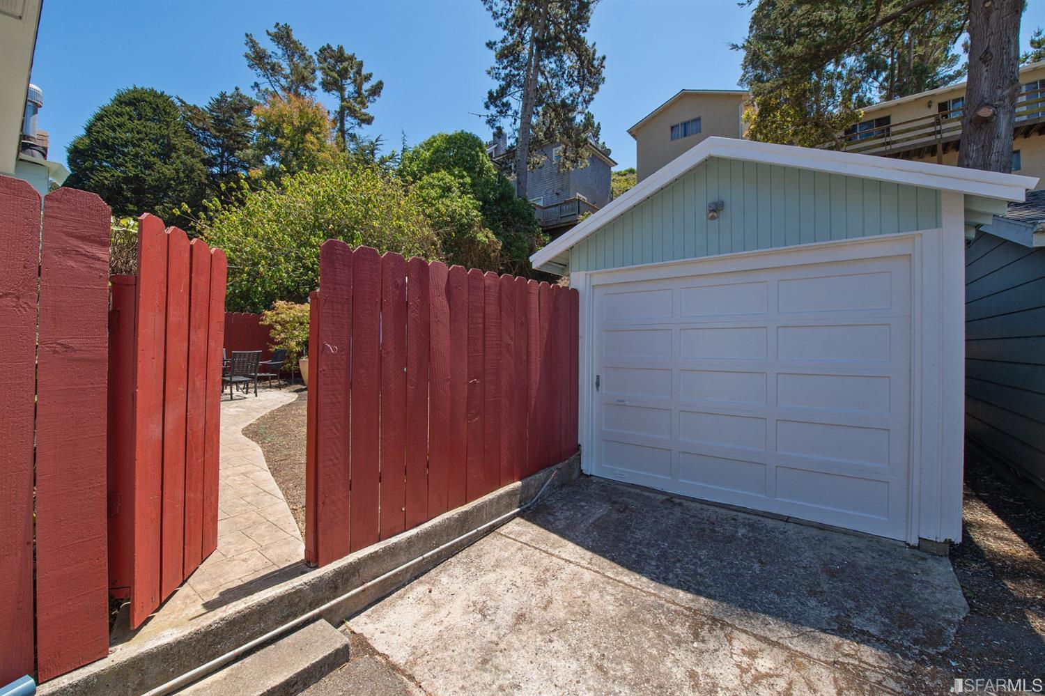 628 Canyon Drive Pacifica, CA 94044 - Photo 42 of 43