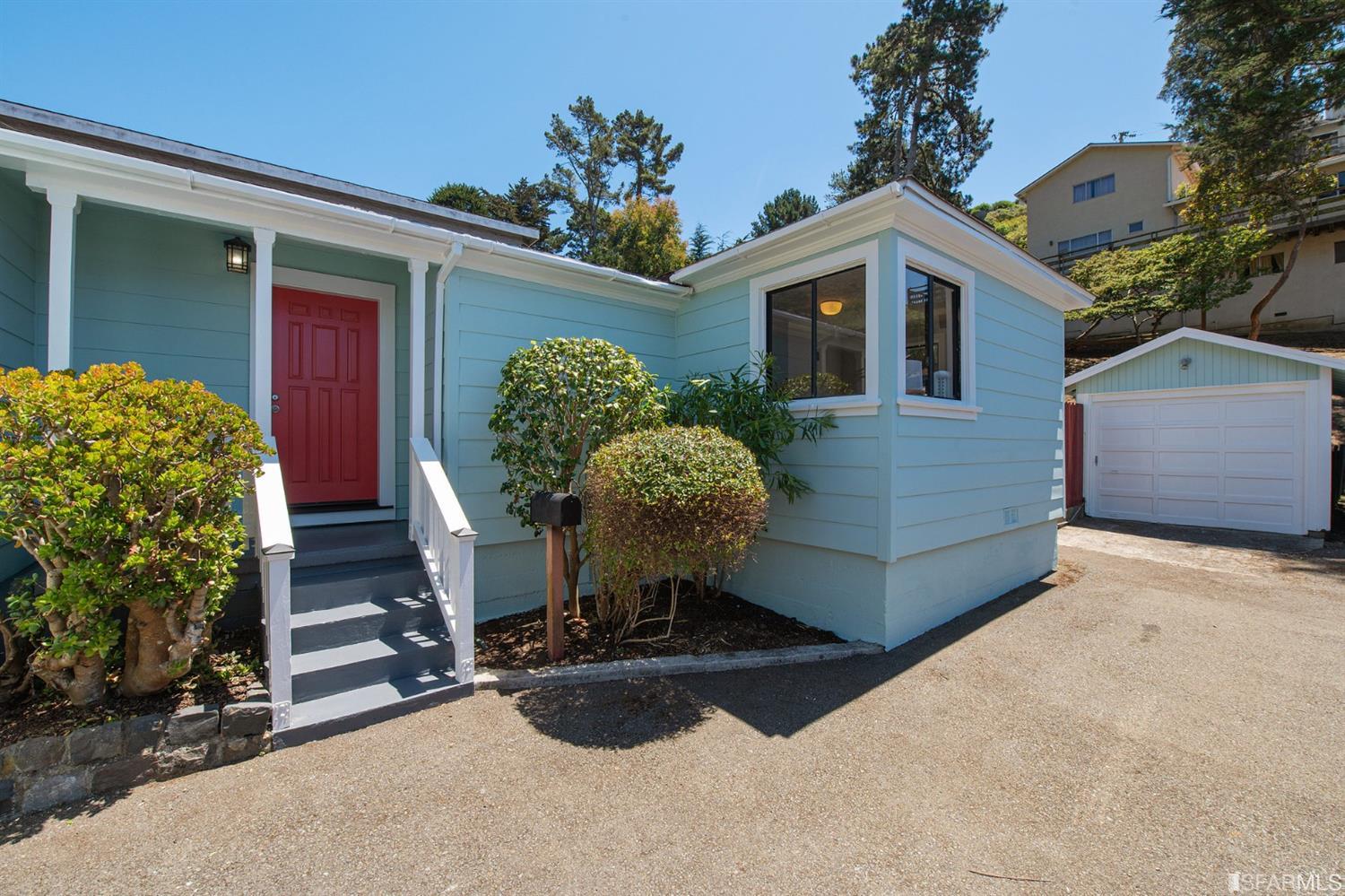 628 Canyon Drive Pacifica, CA 94044 - Photo 6 of 43