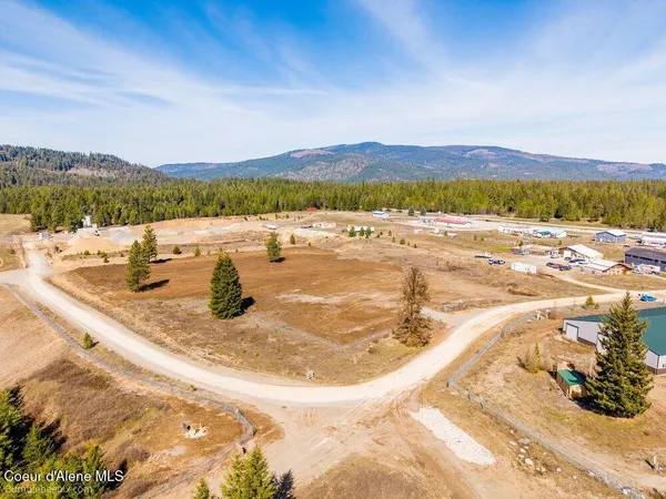$1,750,000 | 1 Blk Industrial Park Avenue, Spirit Lake, ID 83869