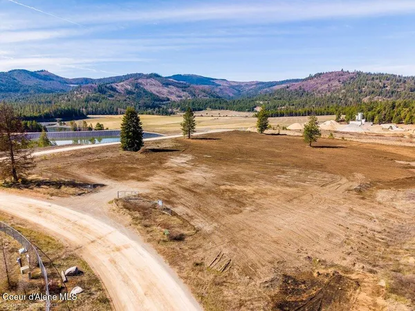 $1,750,000 | 1 Blk Industrial Park Avenue, Spirit Lake, ID 83869