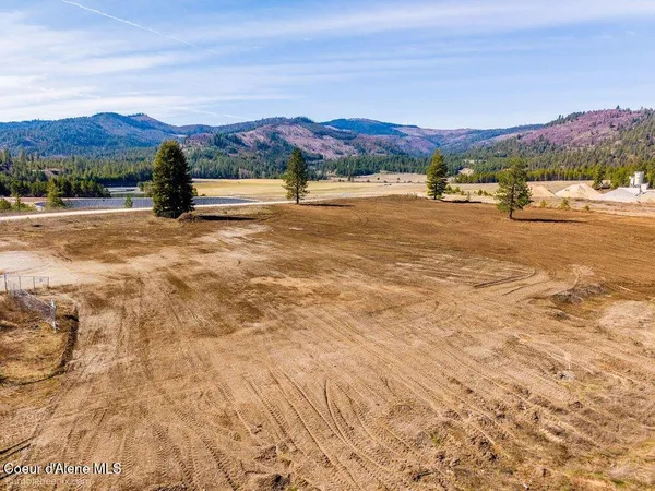 $1,750,000 | 1 Blk Industrial Park Avenue, Spirit Lake, ID 83869