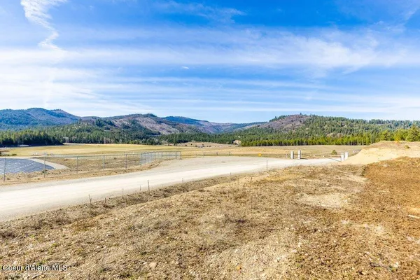 $1,750,000 | 1 Blk Industrial Park Avenue, Spirit Lake, ID 83869