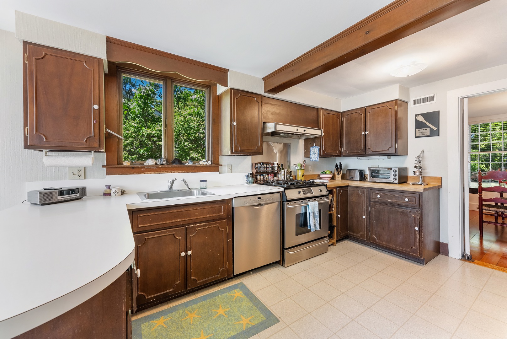 8 High Street Edgartown, MA 02539 - Photo 14 of 37