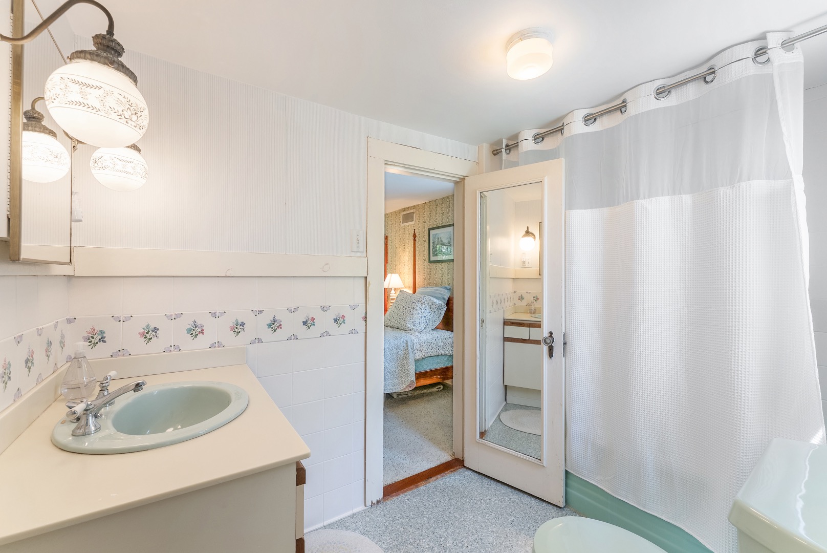 8 High Street Edgartown, MA 02539 - Photo 23 of 37