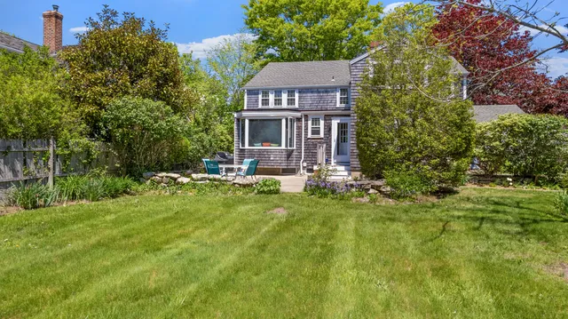 $3,850,000 | 8 High Street, Edgartown, MA 02539
