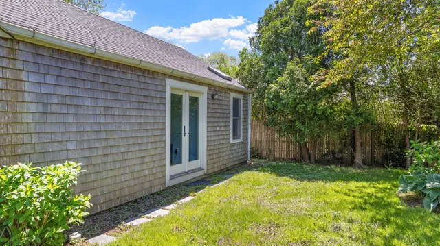 $3,850,000 | 8 High Street, Edgartown, MA 02539