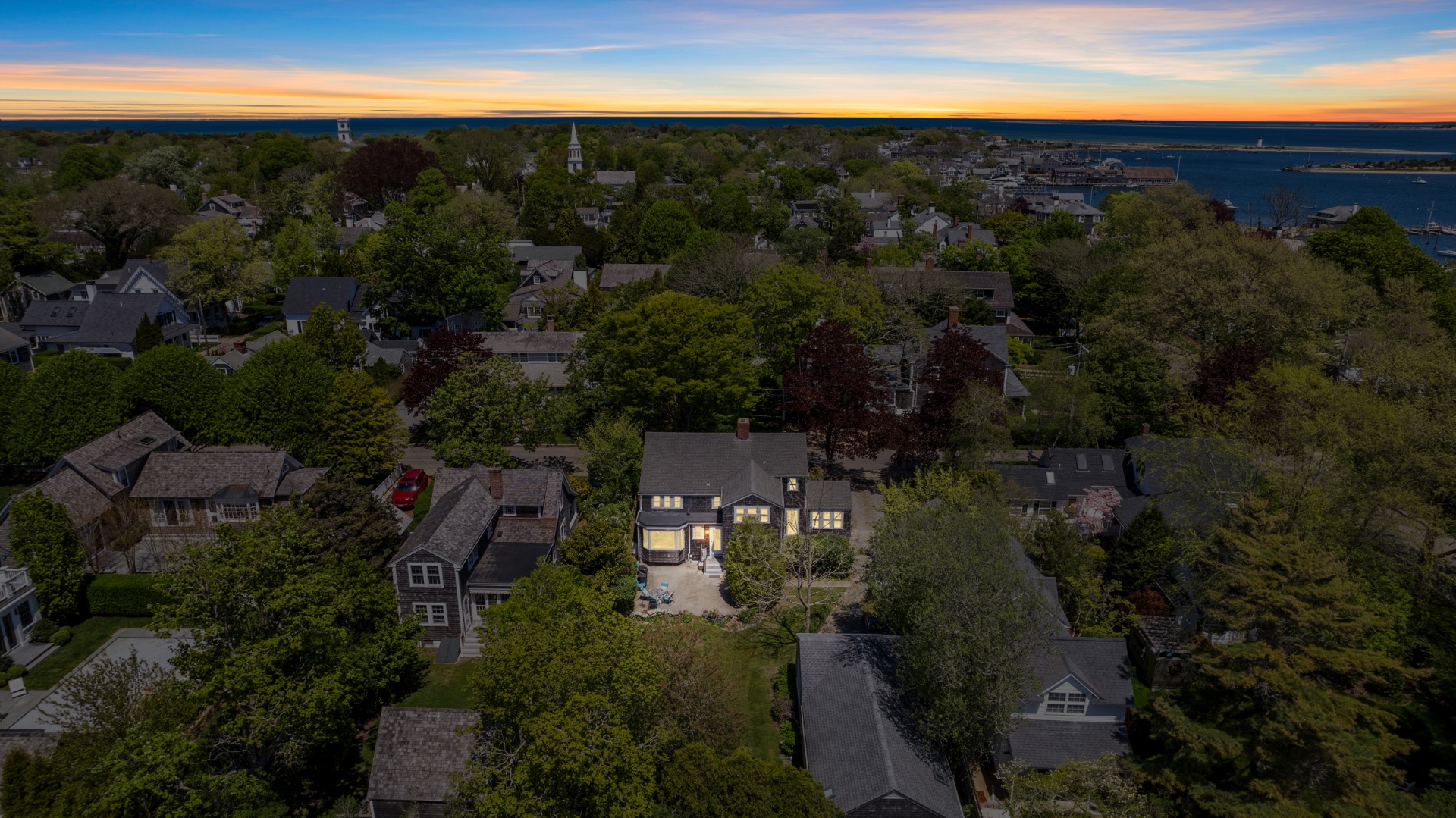 8 High Street Edgartown, MA 02539 - Photo 4 of 37