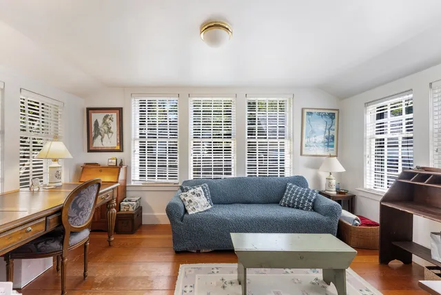 $3,850,000 | 8 High Street, Edgartown, MA 02539