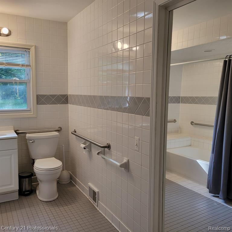 3225 Crooks Road Rochester Hills, MI 48309 - Photo 18 of 24 Gallery Image 18