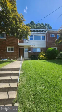 $2,100 | 3914 28th Avenue, Temple Hills, MD 20748