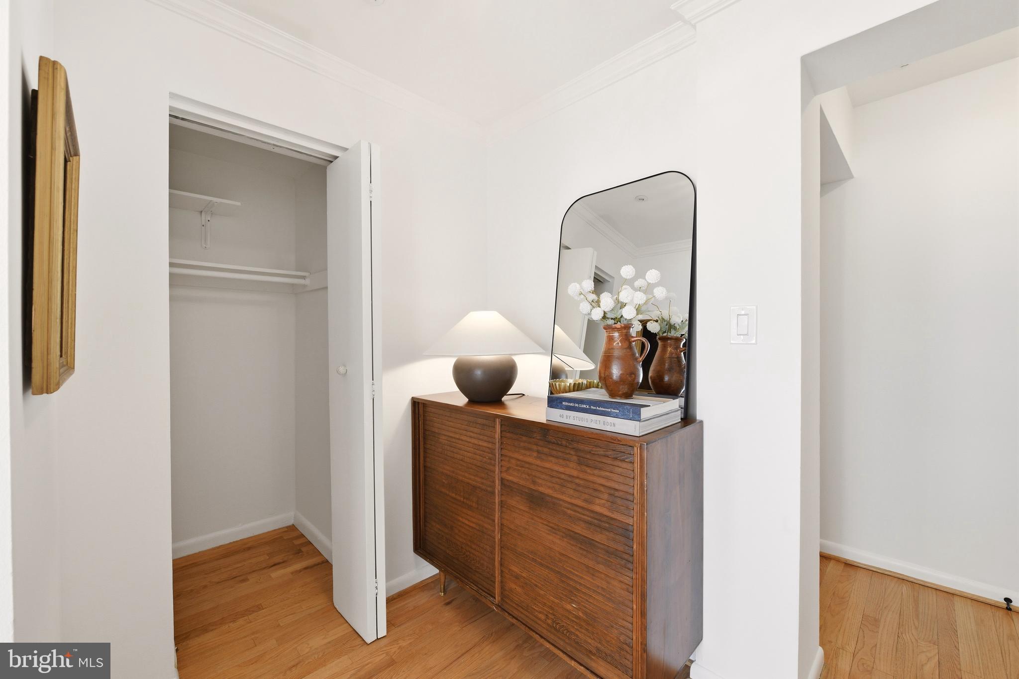 2633 Adams Mill Road Northwest, Unit 402 Washington, DC 20009 - Photo 17 of 40