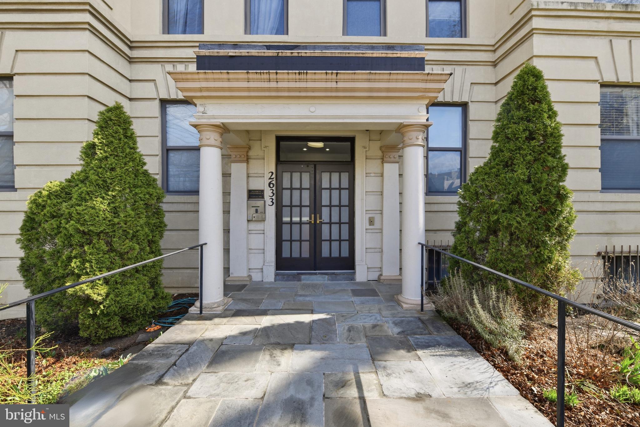 2633 Adams Mill Road Northwest, Unit 402 Washington, DC 20009 - Photo 3 of 40